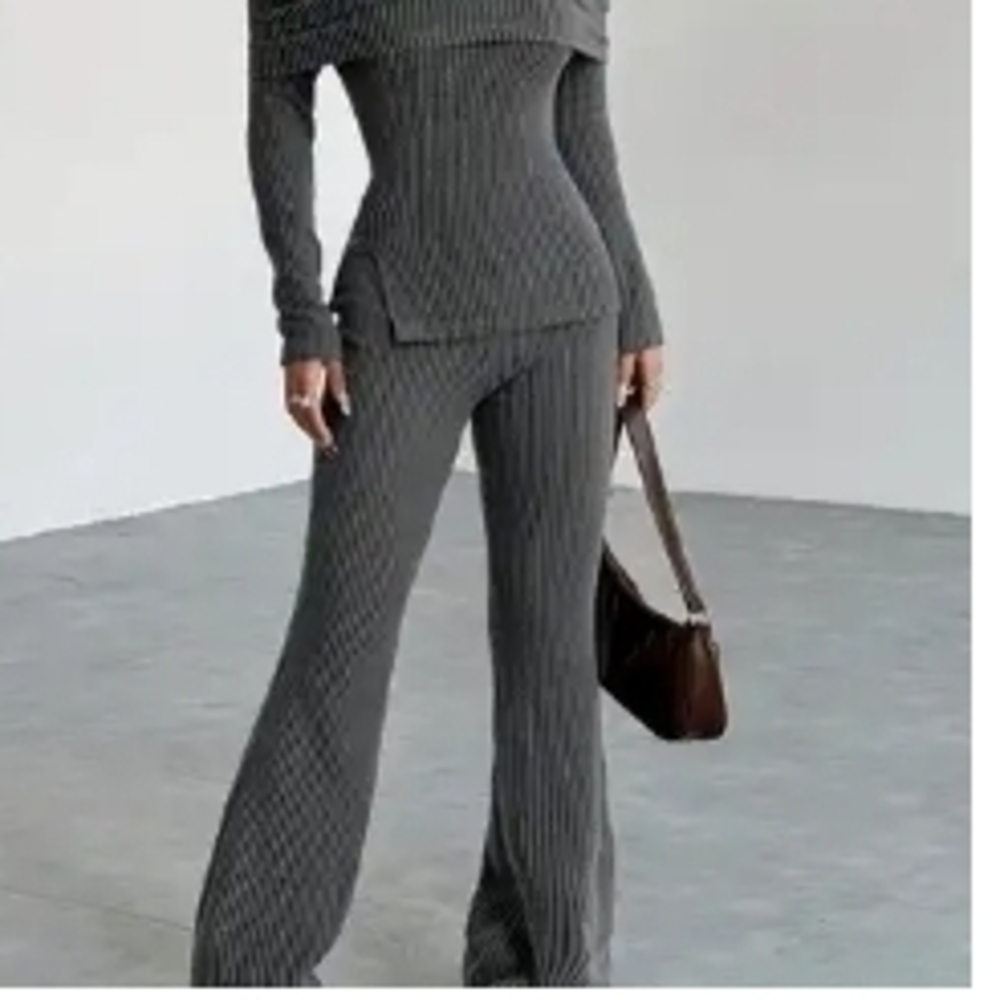 Elegant Gray Ribbed Knit Two Piece
